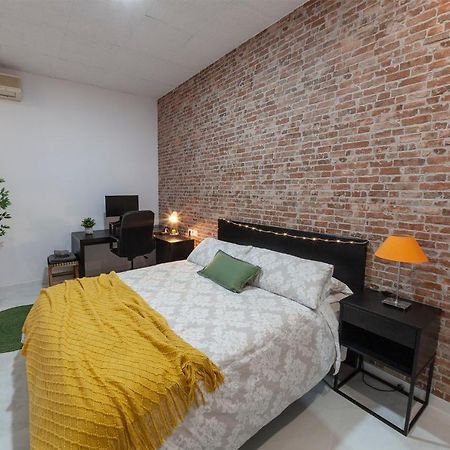 Digital Nomad Retreat 2 -Great Location Near Metro Apartment Valencia Bagian luar foto