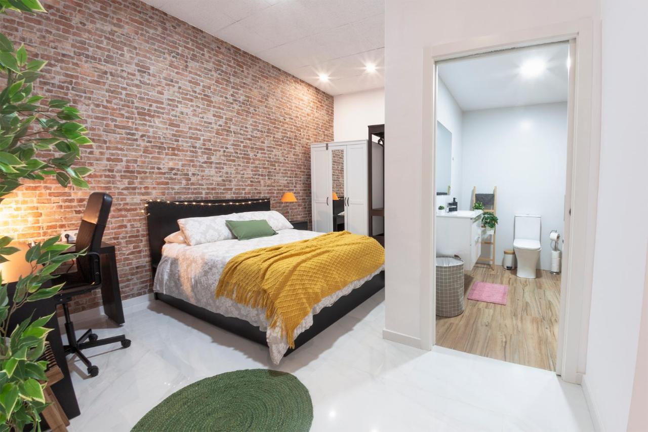Digital Nomad Retreat 2 -Great Location Near Metro Apartment Valencia Bagian luar foto