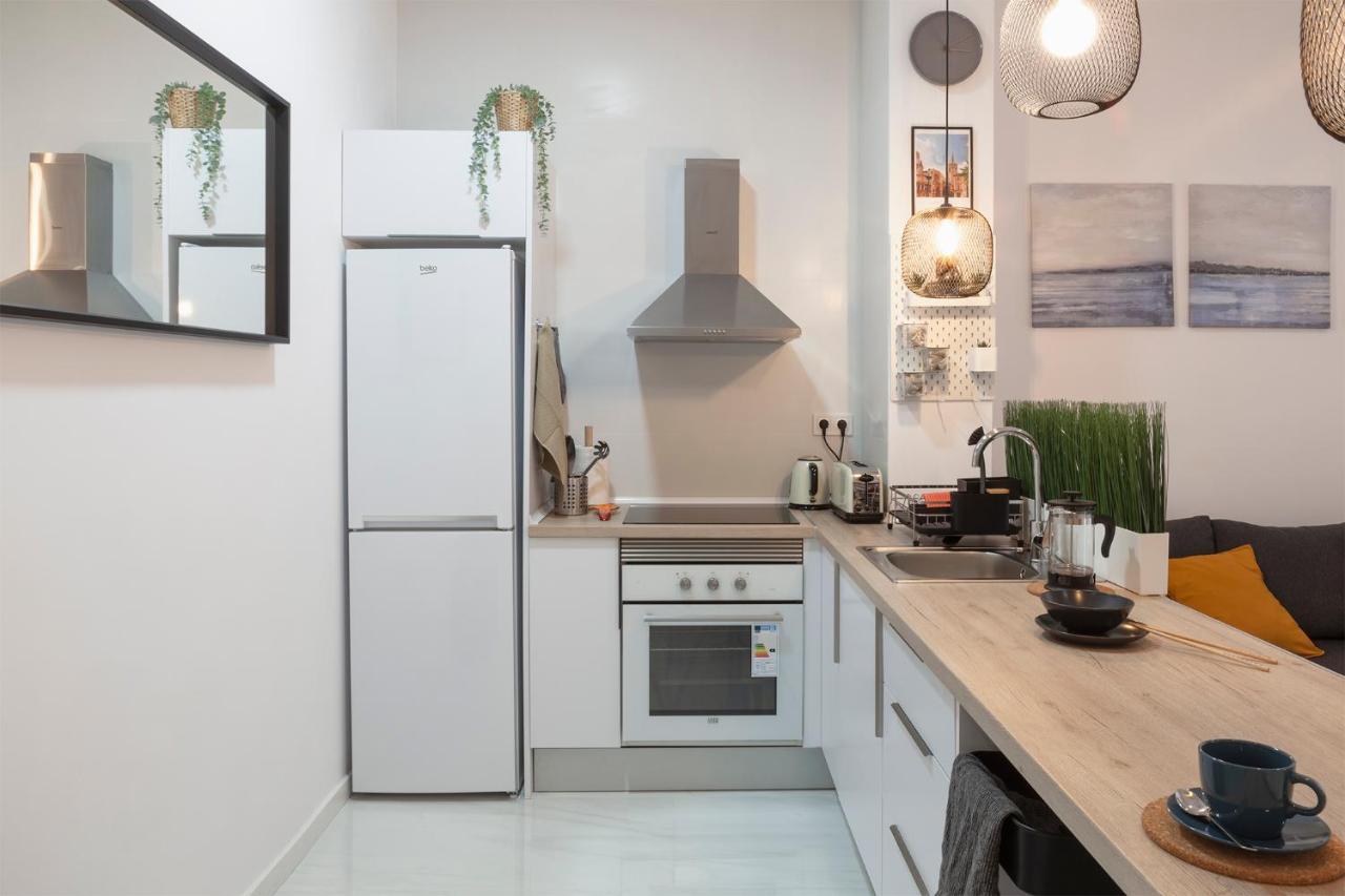 Digital Nomad Retreat 2 -Great Location Near Metro Apartment Valencia Bagian luar foto