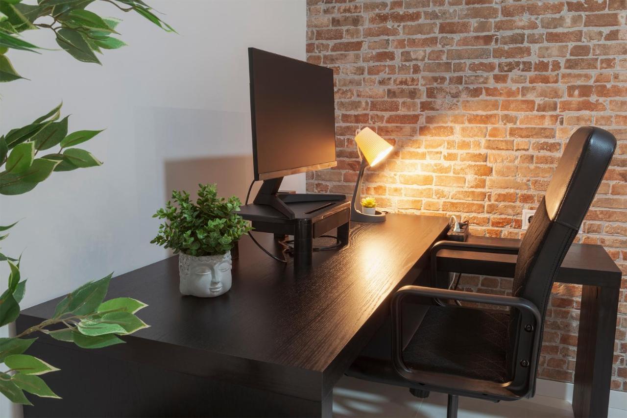 Digital Nomad Retreat 2 -Great Location Near Metro Apartment Valencia Bagian luar foto